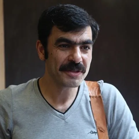 بیوگرافی حسین کیانی همسر رویا میرعلمی نویسنده و کارگردان