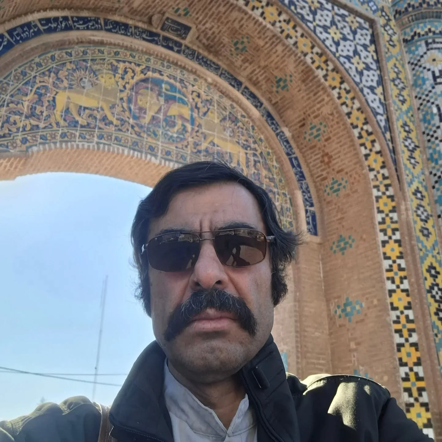 بیوگرافی حسین کیانی همسر رویا میرعلمی نویسنده و کارگردان