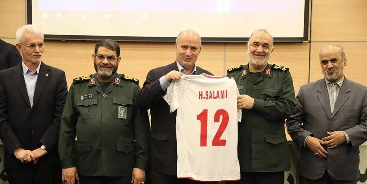 مهدی تاج و سردار سلامی