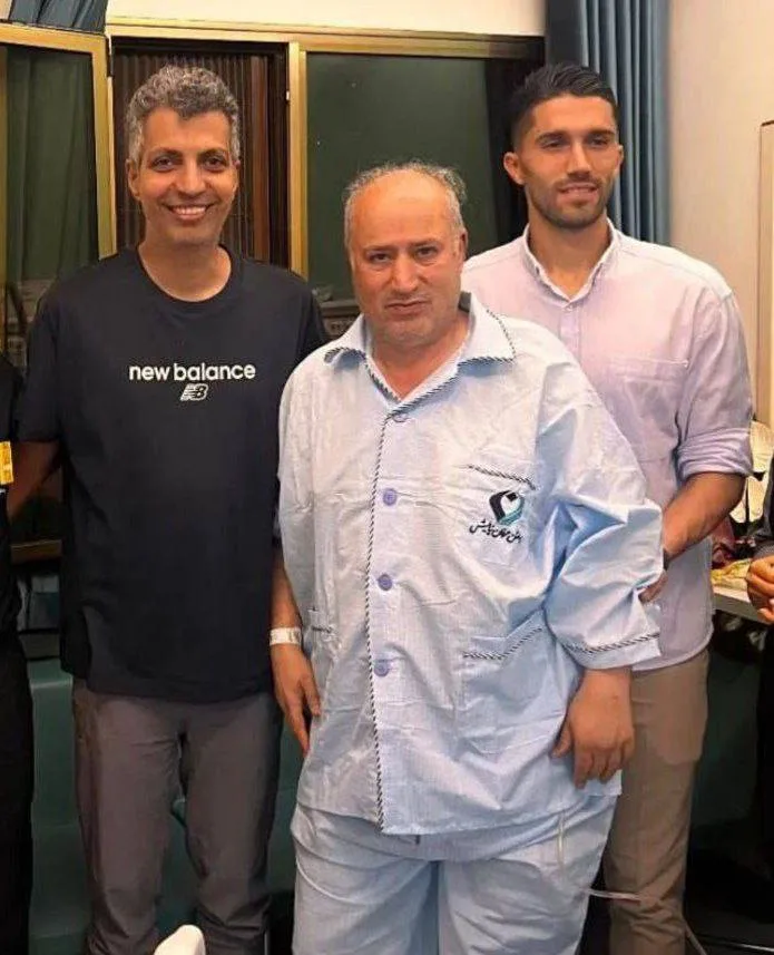 دیدار سید حسین حسینی و عادل فردوسی پور از مهدی تاج در بیمارستان