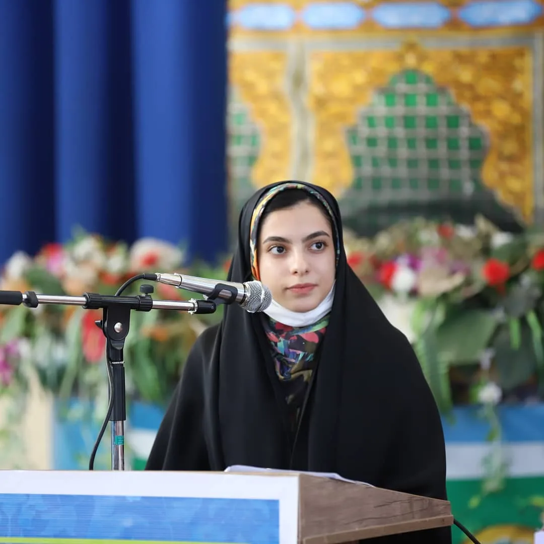 بیوگرافی دلارام سنجری مجری جوان صدا و سیما (شبکه آی فیلم)