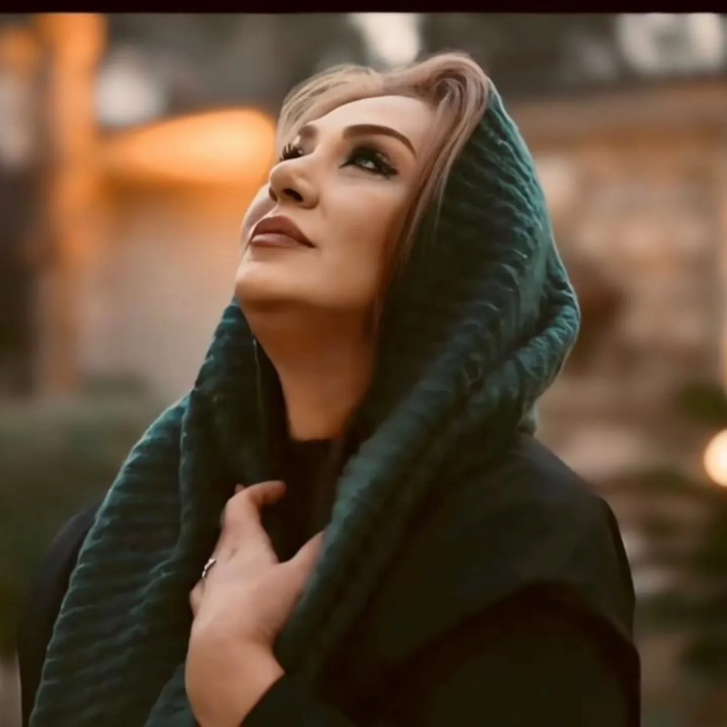 نسرین مقانلو بازیگر سینما و تلویزیون