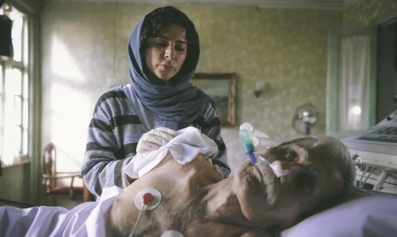 نازنین احمدی در ابر بارانش گرفته