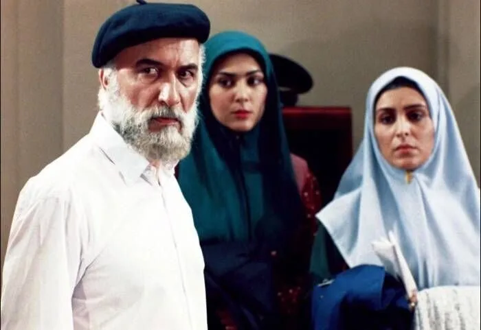 لاله اسکندری در سریال زیبای در چشم باد