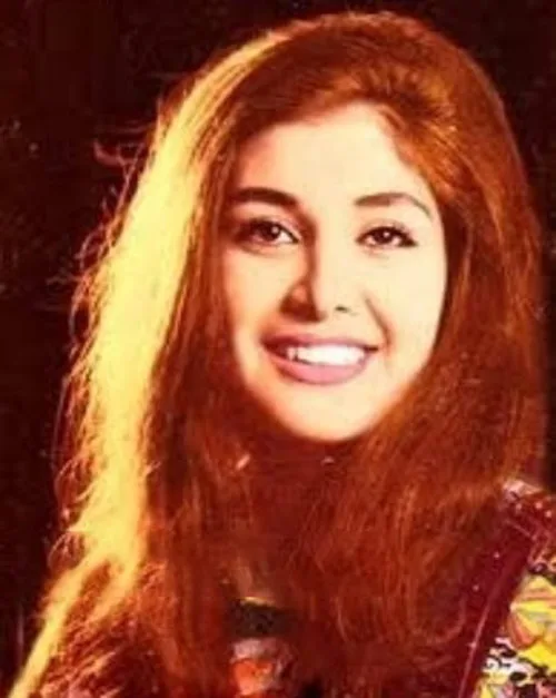 آفرین عبیسی