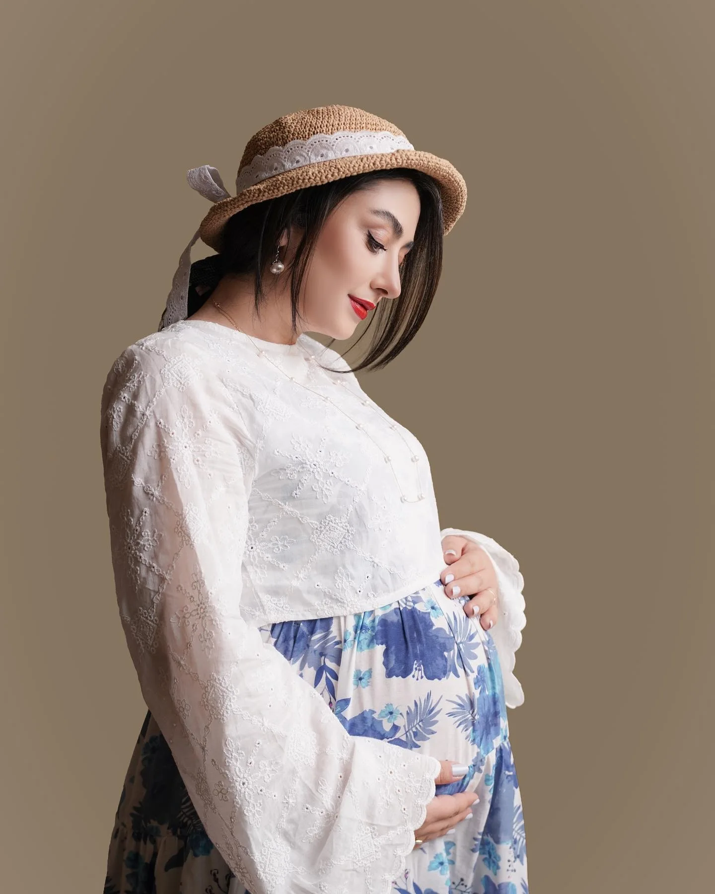 تصاویر دیده‌نشده از بارداری الهام طهموری (وارش) در کنار همسرش حامد احمدجو