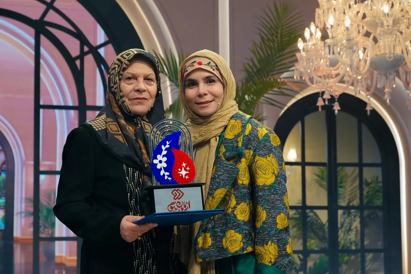 فاطمه امینی و مادرش در برنامه از مامان بگو