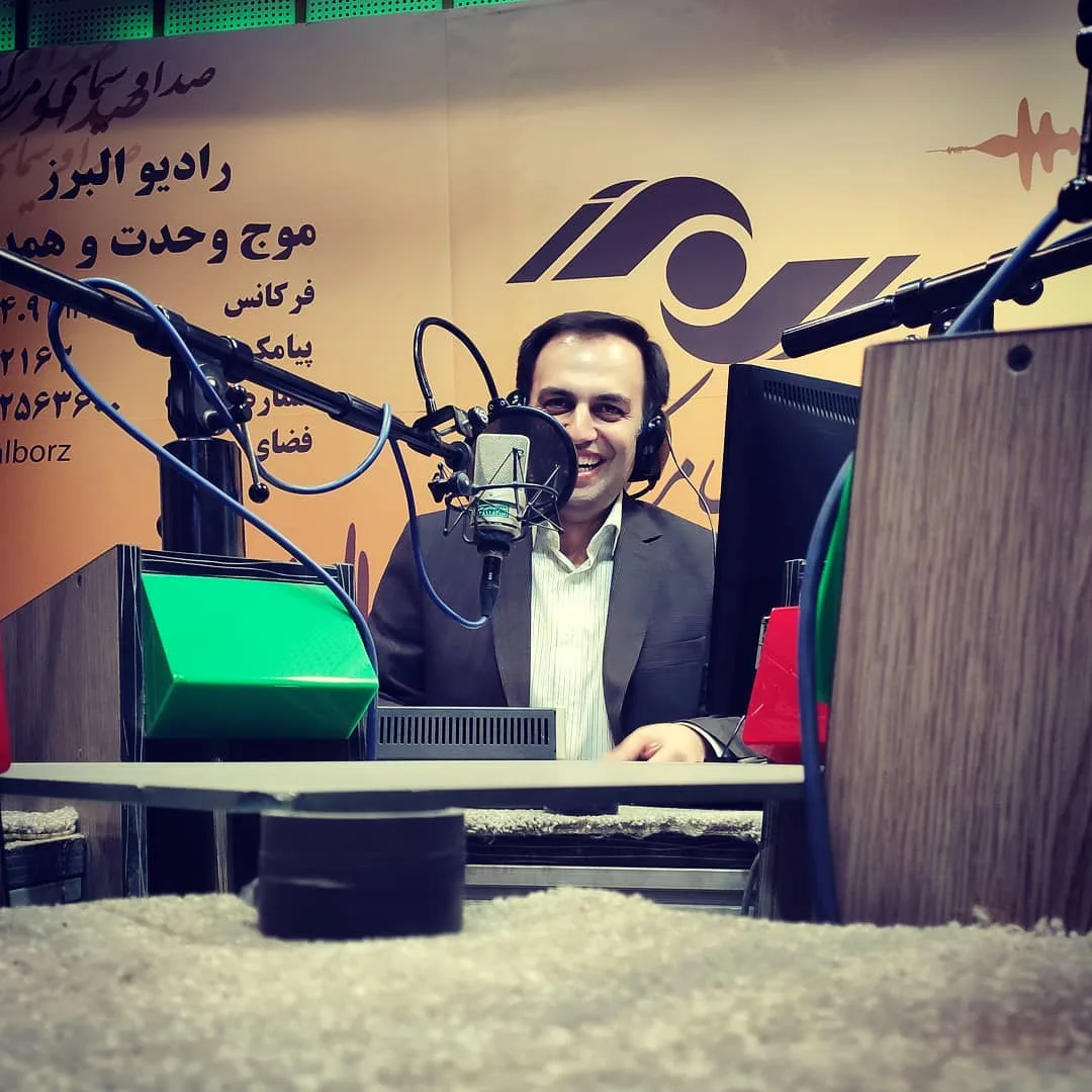 حسین زندی نیا گوینده و مجری البرز که بود؟ + بیوگرافی و علت فوت