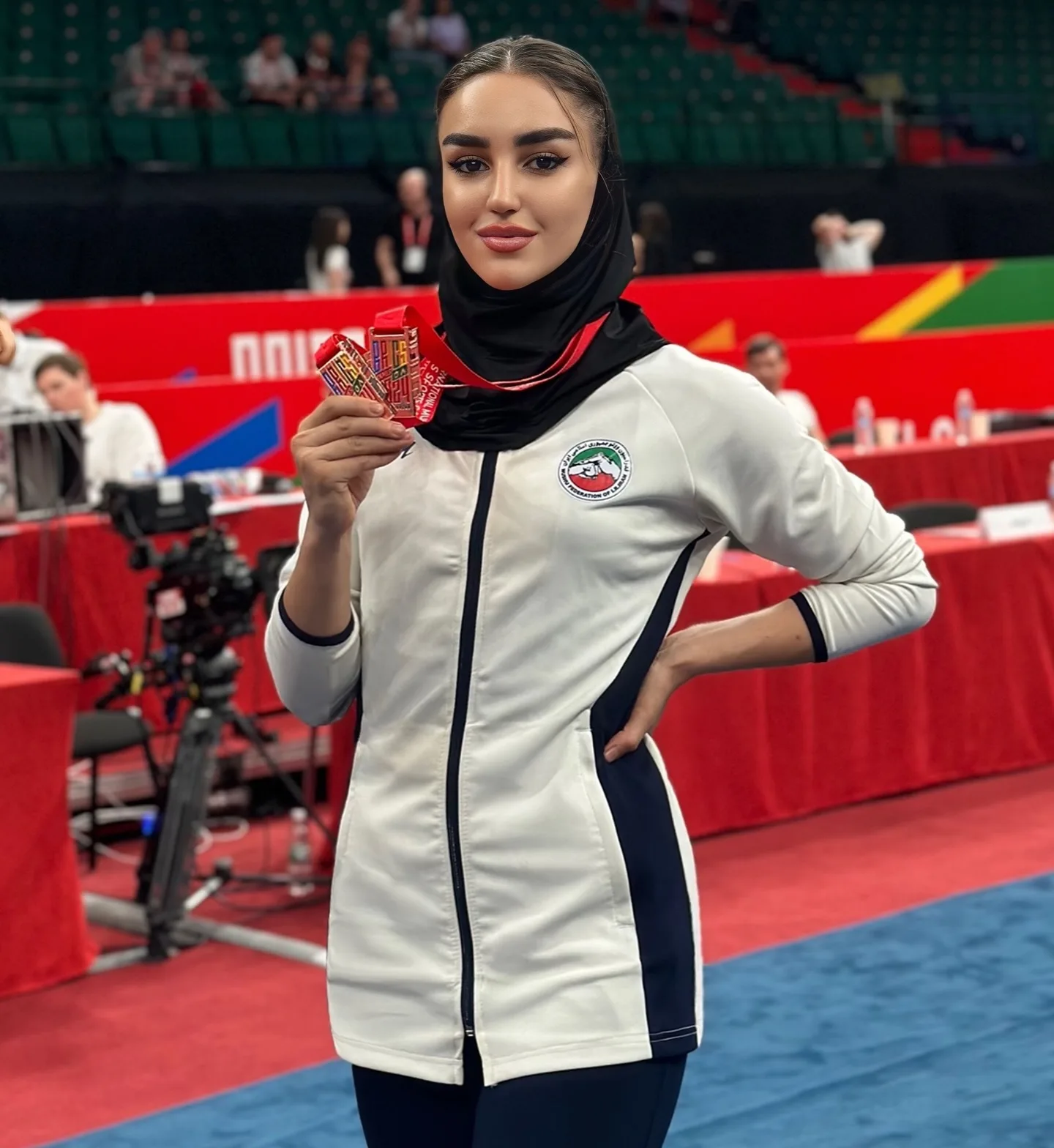 نازنین بازدار