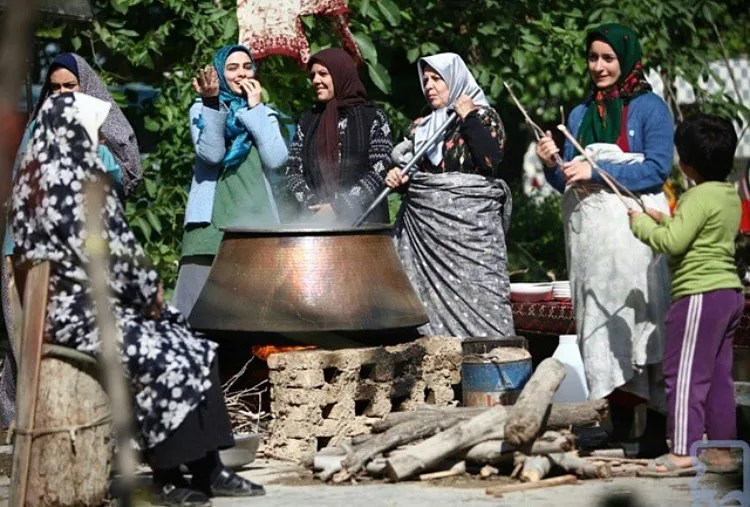 سیما خضرآبادی در وضعیت سفید