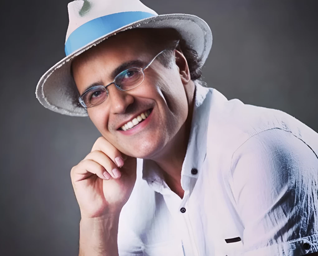 بهزاد خداویسی