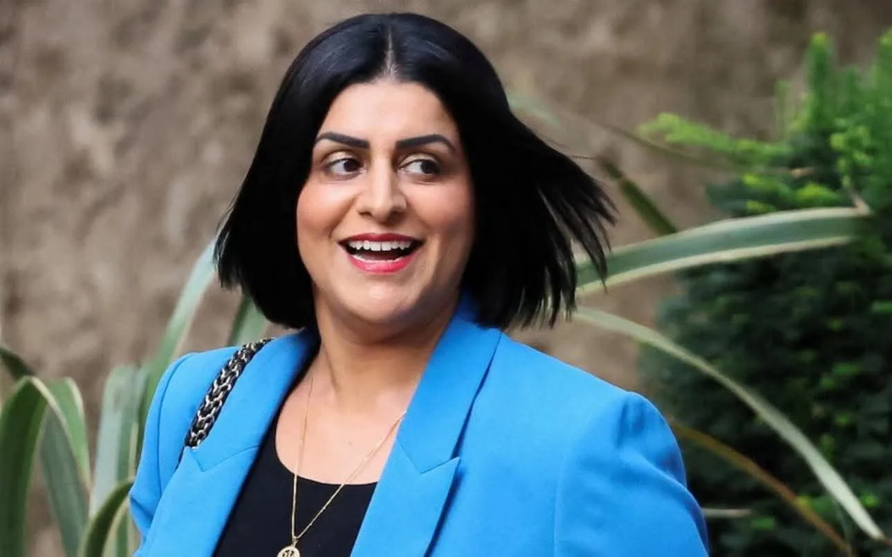 شبانه محمود کیست؟ بیوگرافی اولین وزیر زن مسلمان بریتانیا