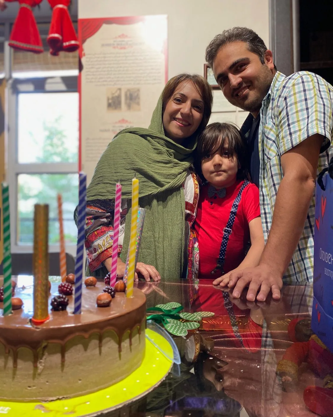 بیوگرافی سعید کریمی بازیگر نقش مسعود تابش در بچه مهندس ۳ سعید کریمی و همسر و فرزندش