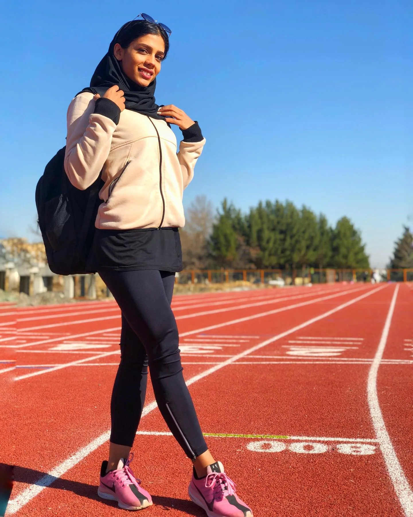 بیوگرافی فائزه نسائی قهرمان جذاب دو و میدانی ایران + تصاویر شخصی بیوگرافی فائزه نسائی قهرمان جذاب دو و میدانی ایران + تصاویر شخصی