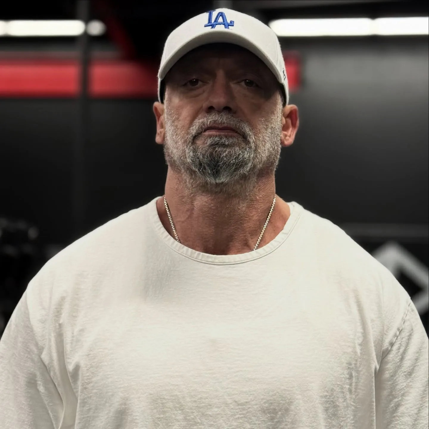 بیوگرافی کامبیز آتشین (قربانی) پسر گوگوش + افشاگری درباره مادرش