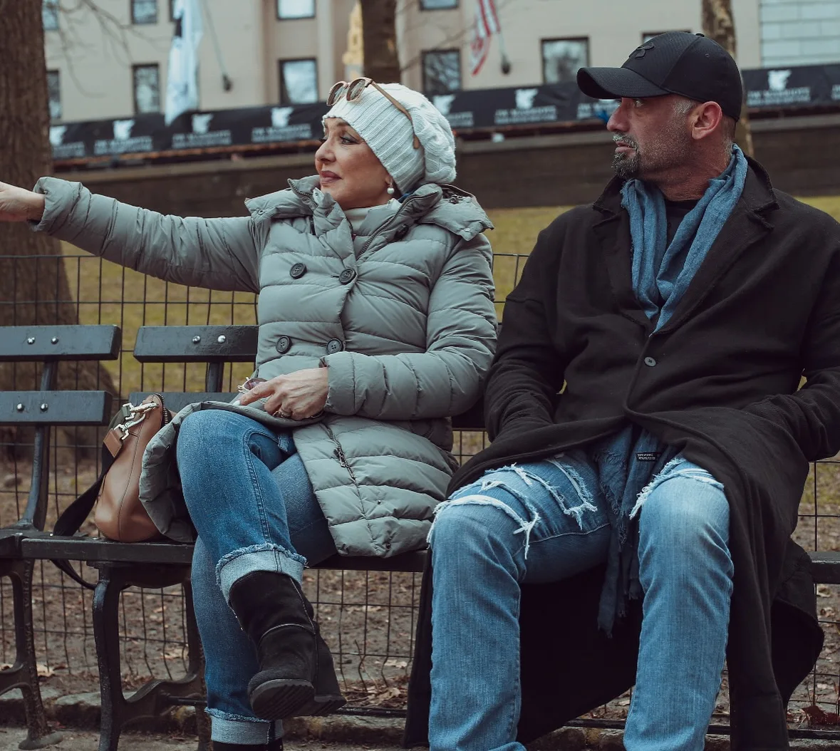 کامبیز و مادرش گوگوش