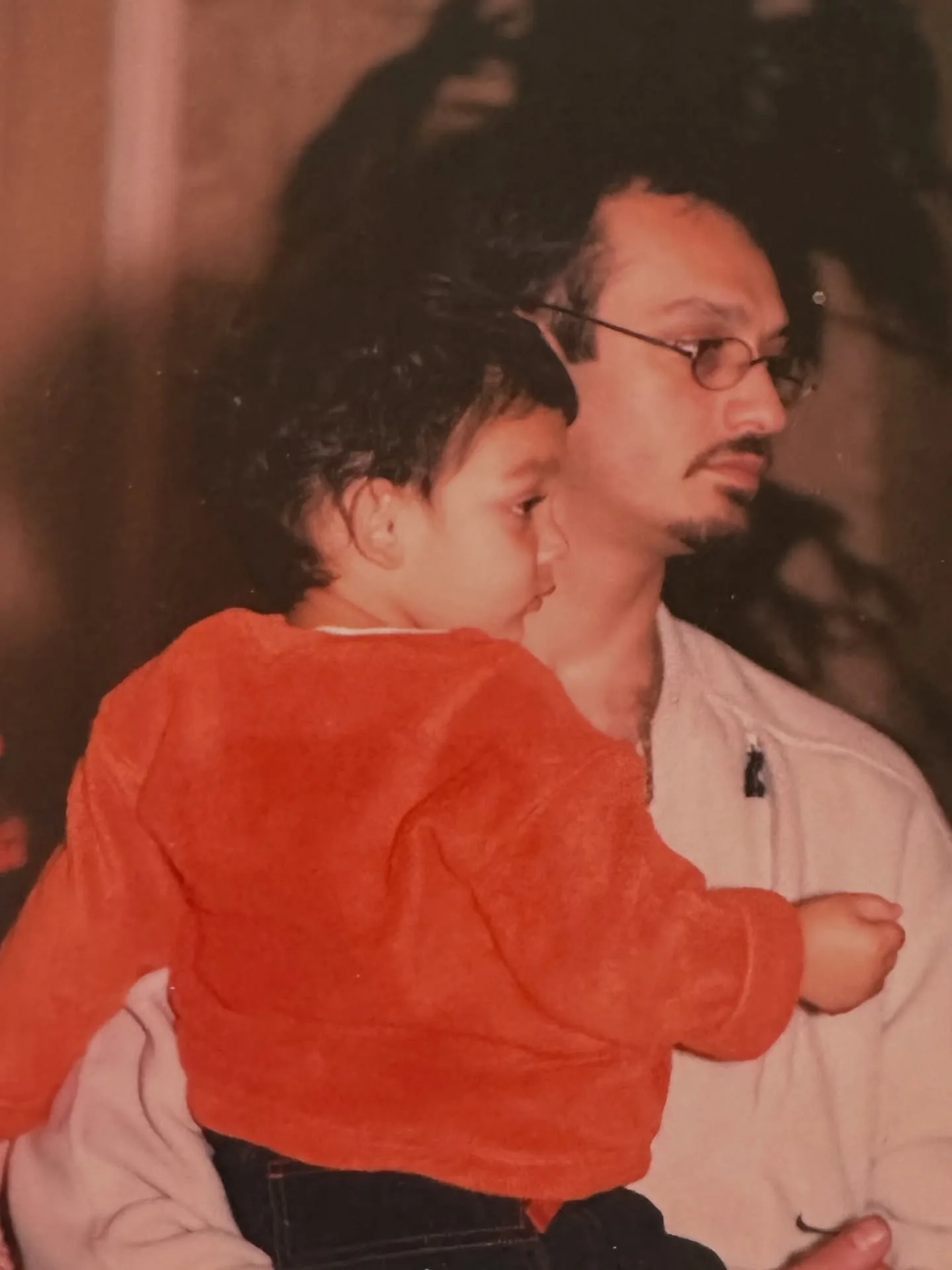 کامبیز و دارا قربانی در جوانی