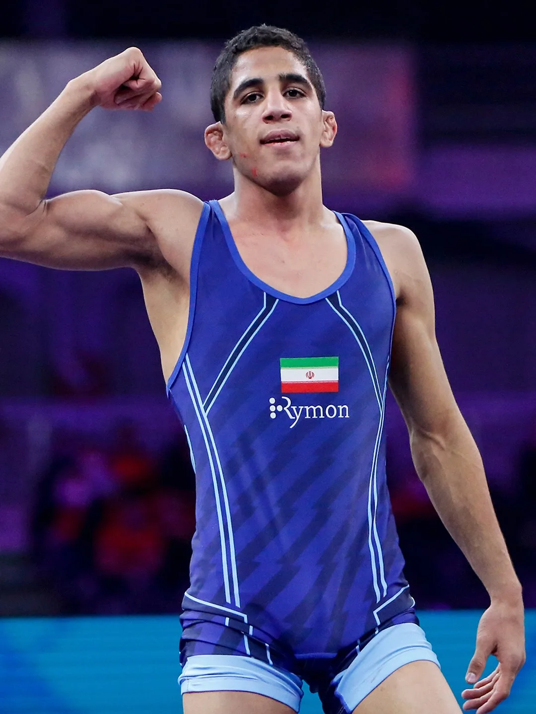 رحمان عموزاد: بیوگرافی و افتخارات پلنگ بیرحم کشتی مازندران رحمان عموزاد در مراحل ابتدایی کشتی حرفه ای