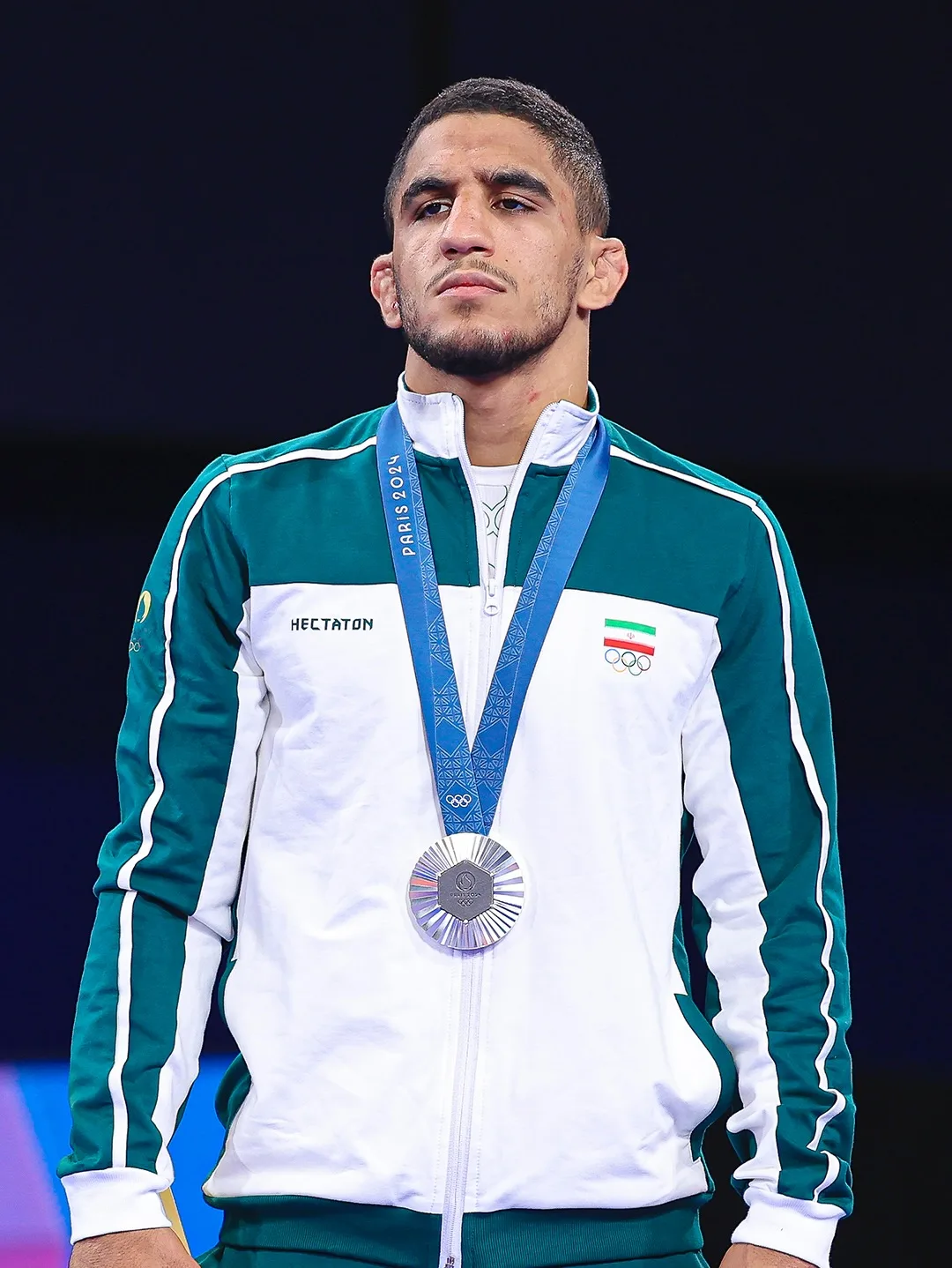 رحمان عموزاد: بیوگرافی و افتخارات پلنگ بیرحم کشتی مازندران رحمان عموزاد دارنده مدال نقره المپیک 2024 پاریس