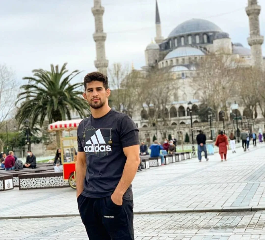 بیوگرافی یونس امامی کشتی گیر لکستانی وزن ۷۴ کیلوگرم تیم ملی ایران یونس امامی کشتی گیر در ترکیه