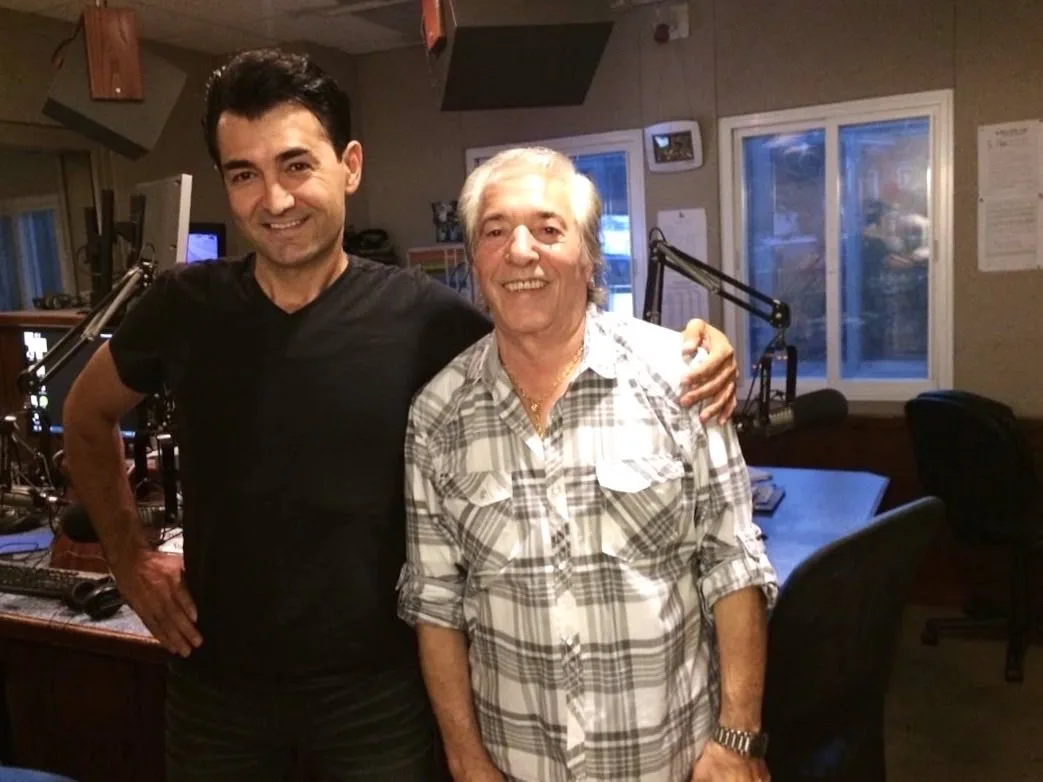 احمد مسعود موسس کاباره تهران کیست؟ بیوگرافی و تصاویر شخصی احمد مسعود در کنار آرمین ویگن