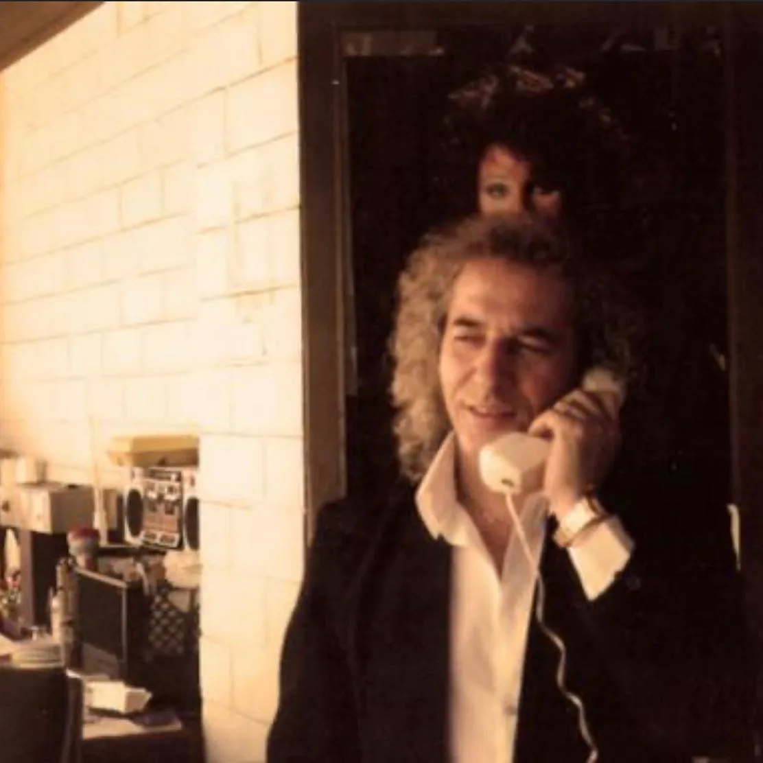 احمد مسعود موسس کاباره تهران کیست؟ بیوگرافی و تصاویر شخصی احمد مسعود در کاباره تهران سال ۱۳۵۸