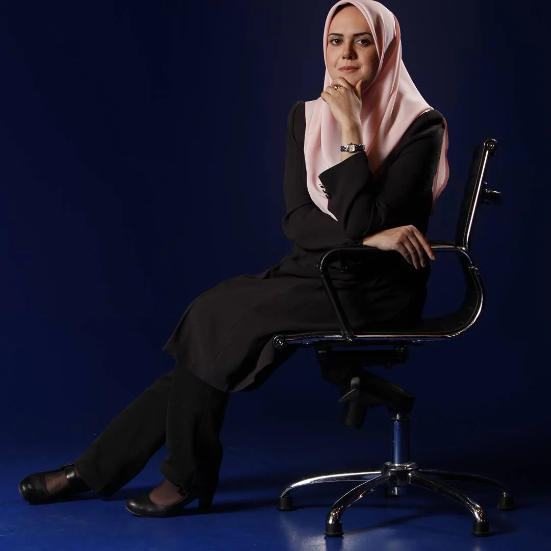 بیوگرافی مینا فنایی پور گوینده اخبار علمی شبکه چهار صدا و سیما بیوگرافی مینا فنایی پور گوینده اخبار علمی شبکه چهار صدا و سیما