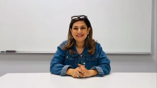 بیوگرافی نگار استخر صداپیشه عروسک سنجد و ماجرای مهاجرت به آمریکا بیوگرافی نگار استخر صداپیشه عروسک سنجد و ماجرای مهاجرت به آمریکا