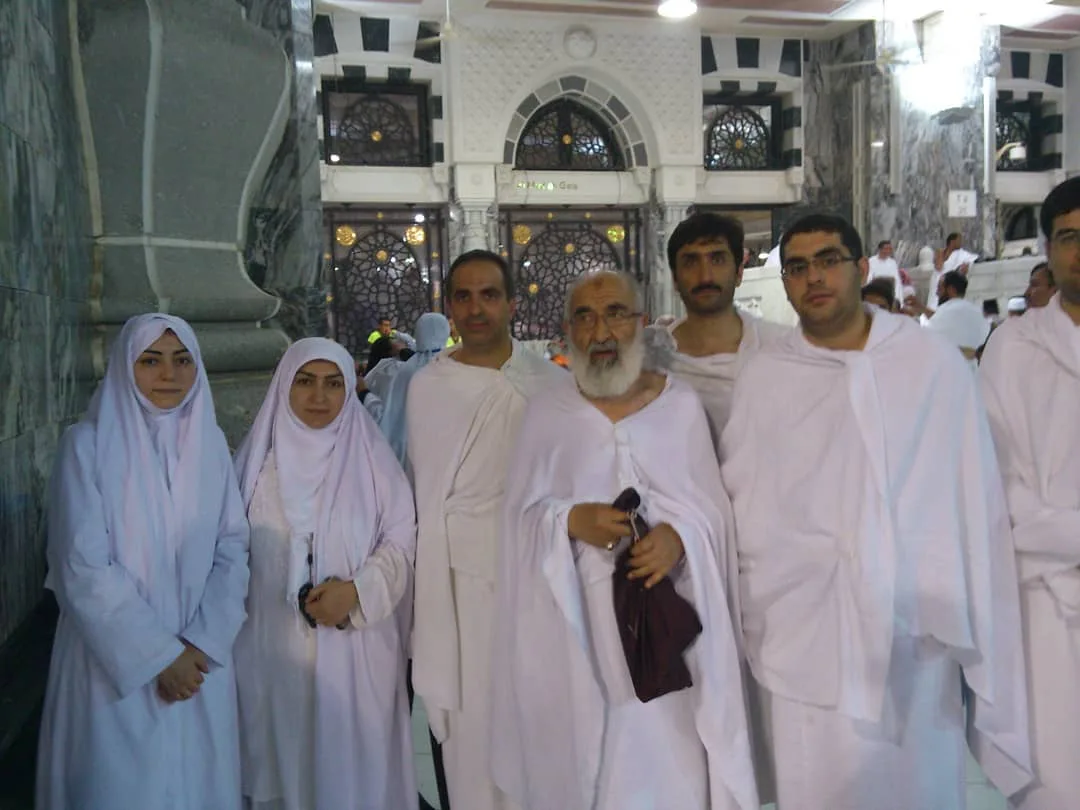 بیوگرافی فائزه کشاورز مجری باسابقه و گوینده اخبار جوانه های تلویزیون فائزه کشاورز و اصحاب رسانه در سفر حج