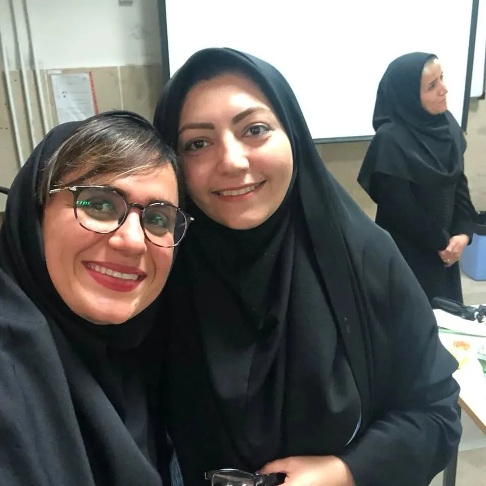 بیوگرافی فائزه کشاورز مجری باسابقه و گوینده اخبار جوانه های تلویزیون فائزه کشاورز و دکتر معصومه طاهرخانی