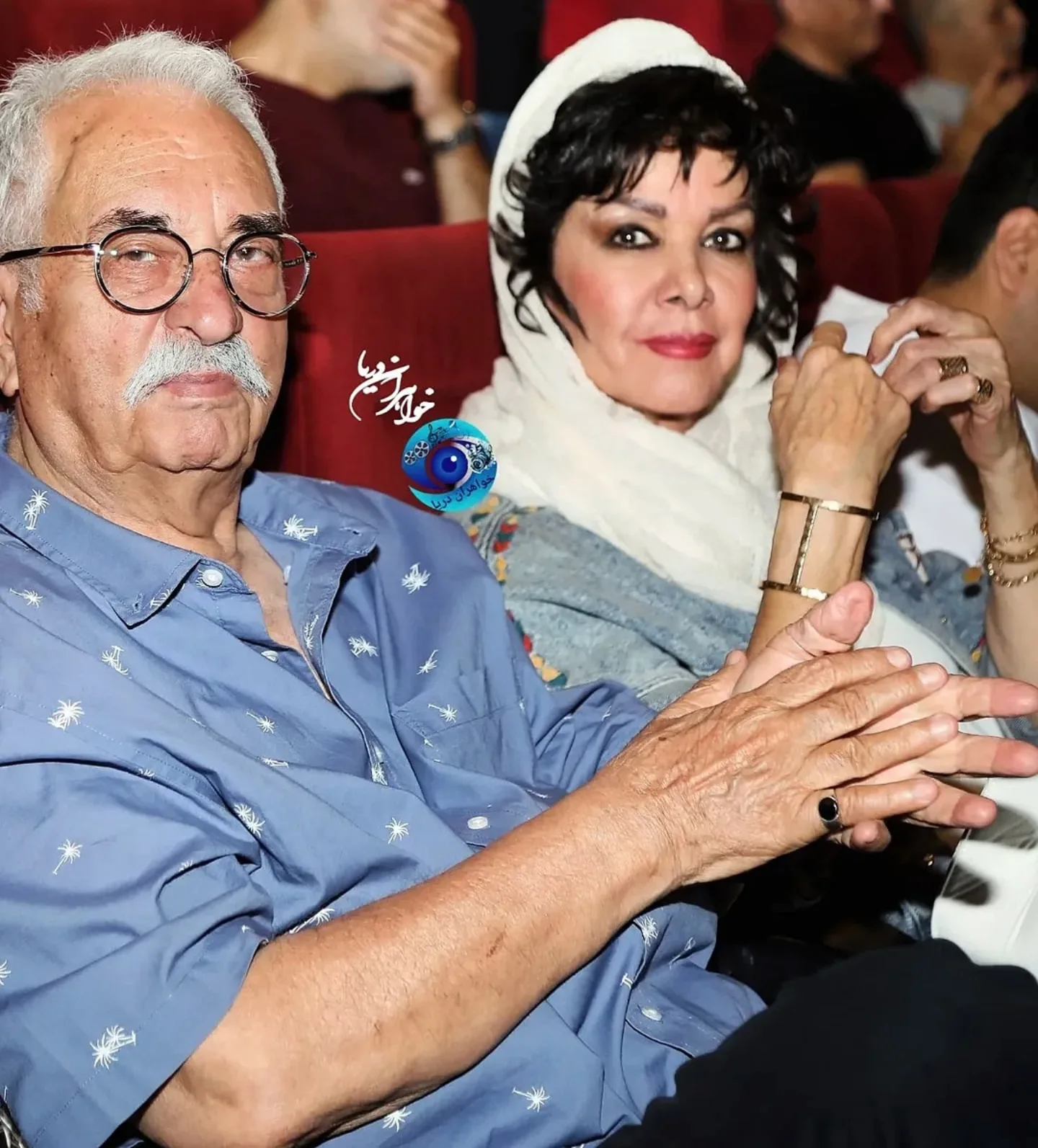 علت فوت و بیوگرافی هادی مرزبان کارگردان تئاتر و بازیگر خاطرهانگیز پهلوانان نمیمیرند هادی مرزبان و همسرش فرزانه کابلی