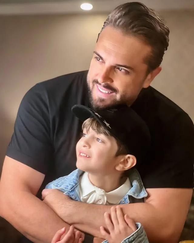 پدرام کریمی و پسرش آیین