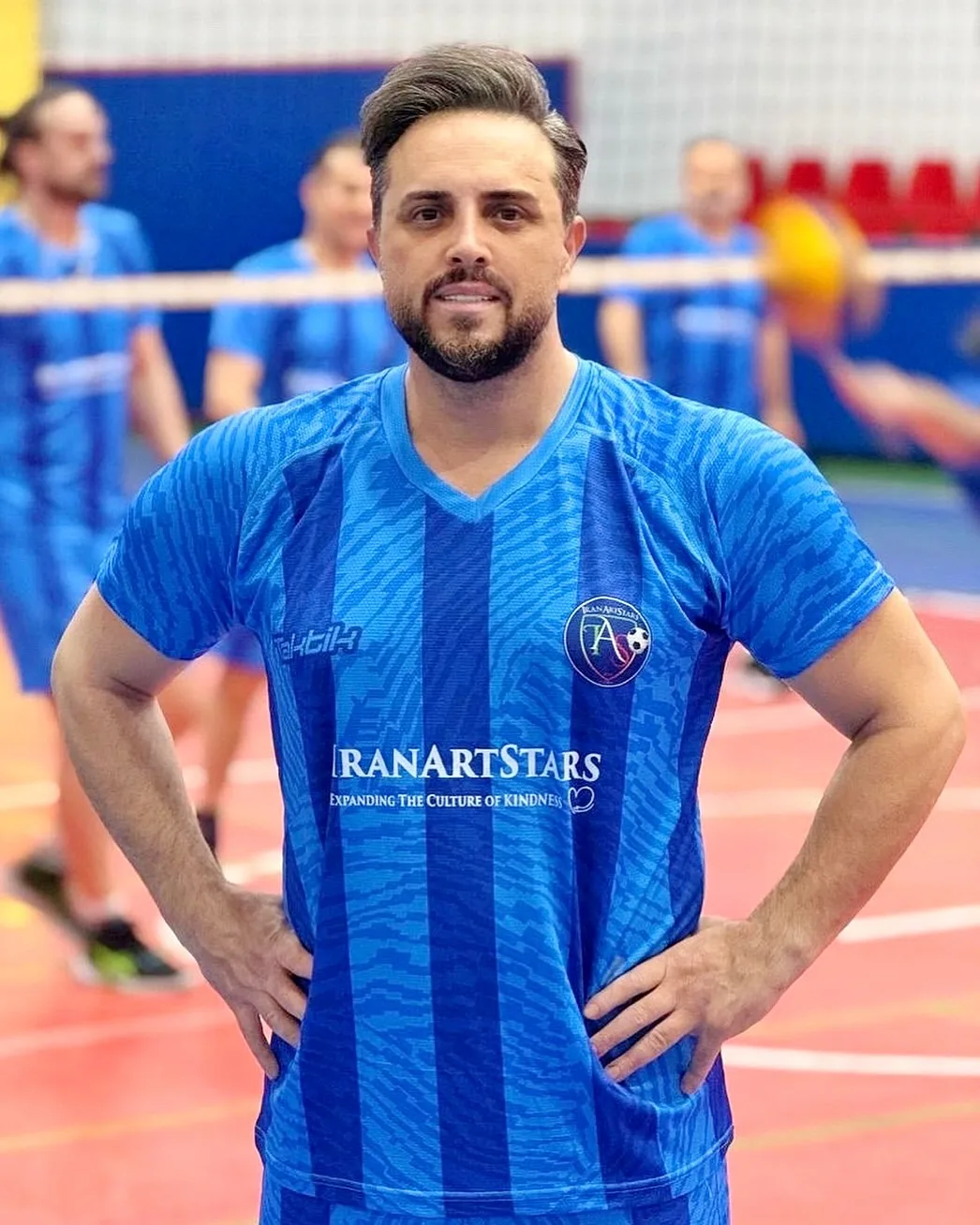 پدرام کریمی در تیم والیبال ستارگان هنر