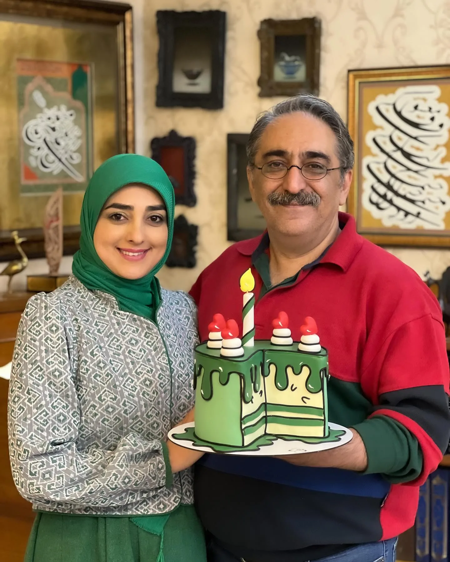 بیوگرافی ستاره سادات قطبی و همسر و پسرانش؛ مجری و بازیگر تلویزیون بیوگرافی ستاره سادات قطبی و همسر و پسرانش؛ مجری و بازیگر تلویزیون