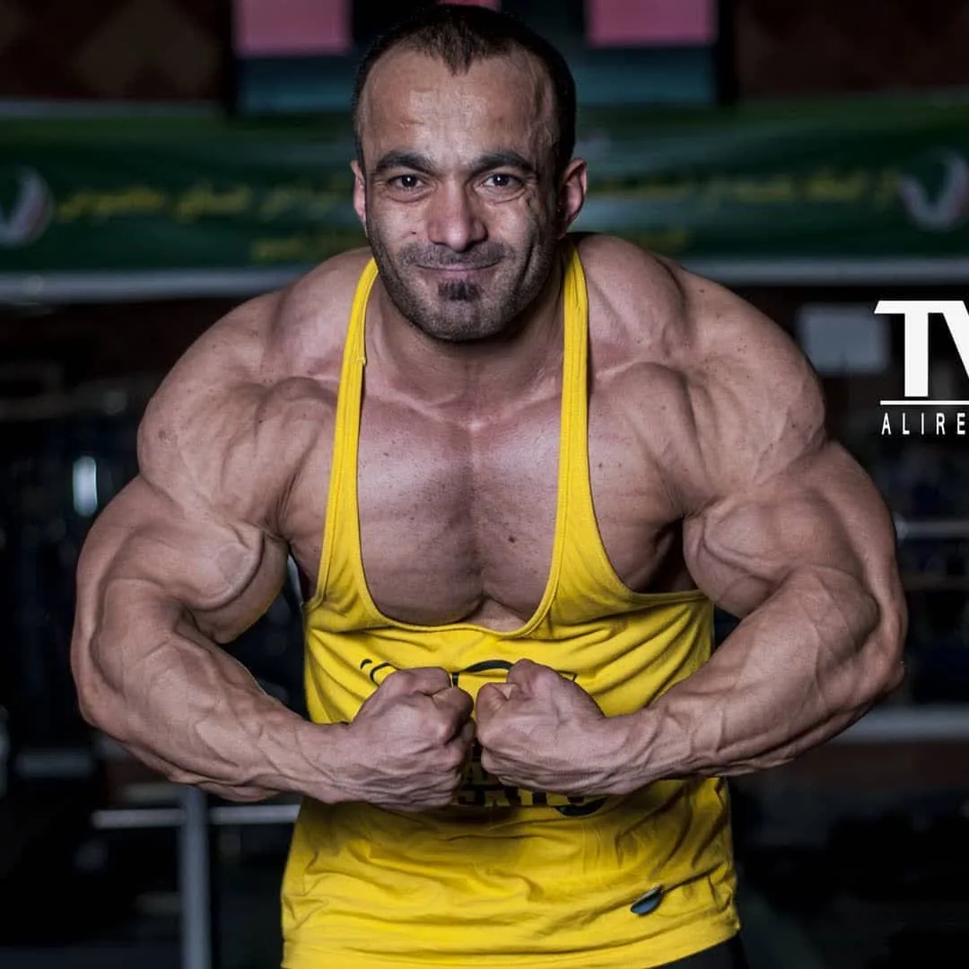 علت فوت و بیوگرافی فرامرز عزیزی قهرمان بدنسازی علت فوت و بیوگرافی فرامرز عزیزی قهرمان بدنسازی