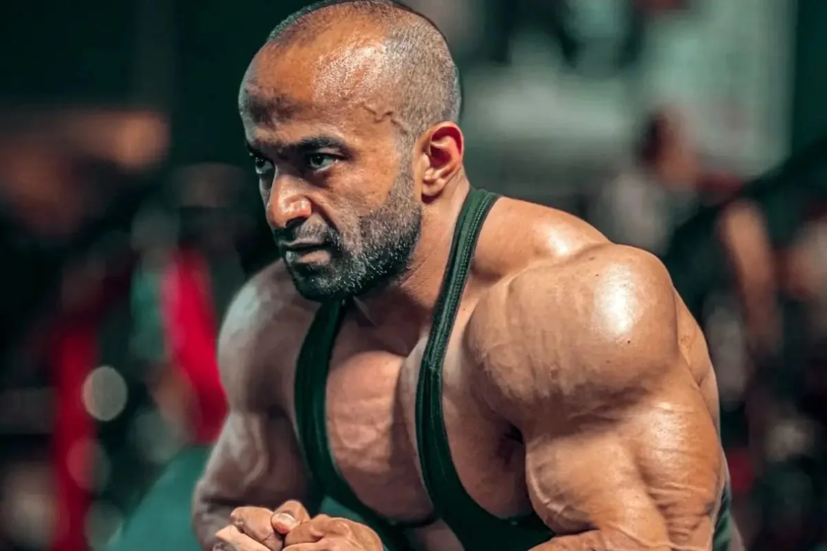 فرامرز عزیزی