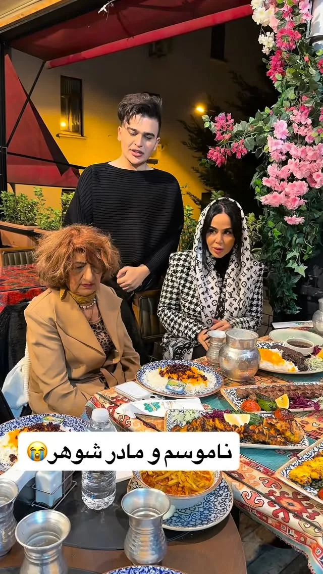 مینا نامداری کیست؟ زندگی شخصی و حواشی مینا نامداری چهره پرحاشیه اینستاگرامی داستانهای جعلی برای کسب تبلیغات و درآمد بیشتر از اینستاگرام