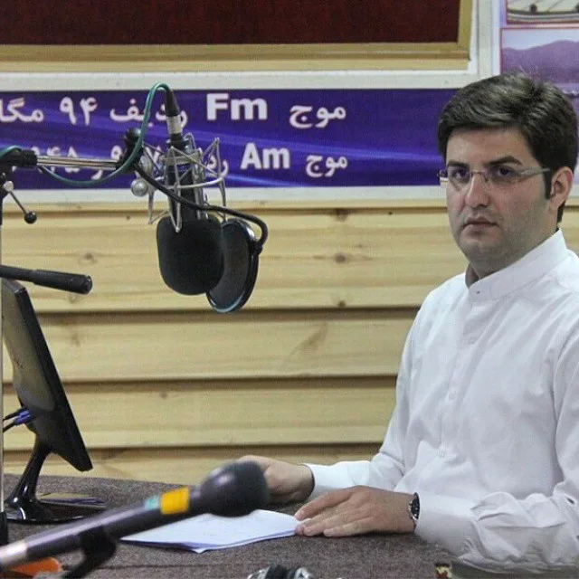 بیوگرافی ذاکر تیموری گوینده خبر صدا و سیما از خطه کرمانشاه و حواشی او بیوگرافی ذاکر تیموری گوینده خبر صدا و سیما از خطه کرمانشاه و حواشی او