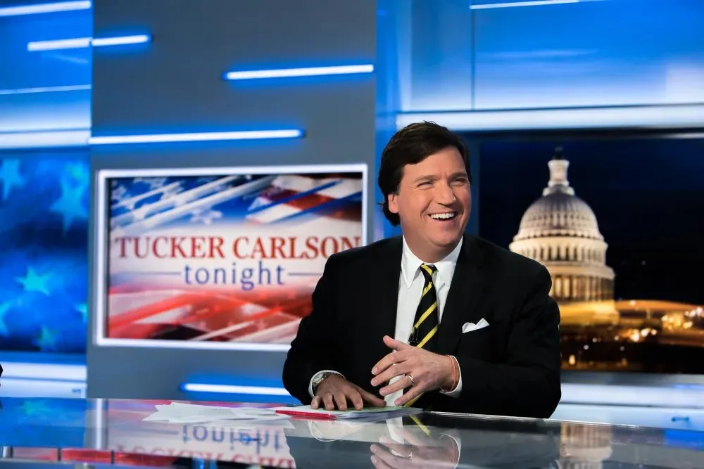 بیوگرافی تاکر کارلسون؛ مجری جنجالی که به قدرت مستقل رسانهای تبدیل شد تاکر کارلسون در برنامه Tucker Carlson Tonight