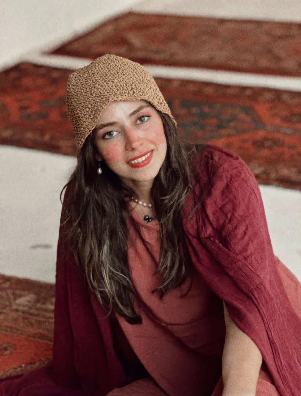 بیوگرافی نیلوفر رجاییفر بازیگر نقش الیزابت داعش پایتخت ۵ بازیگر نیلوفر رجایی فر