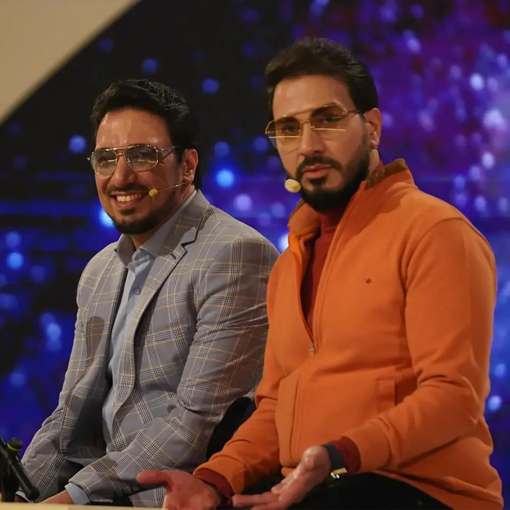 بیوگرافی حامد شاکرنژاد قاری قرآن و داور برنامه محفل حامد و حمید شاکرنژاد