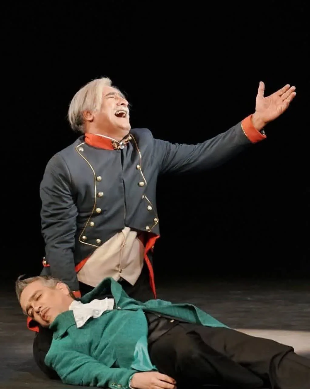 بیوگرافی حمیدرضا نعیمی بازیگر نقش «اسفندیار» سریال «سوجان» حمیدرضا نعیمی در نمایش فردریک