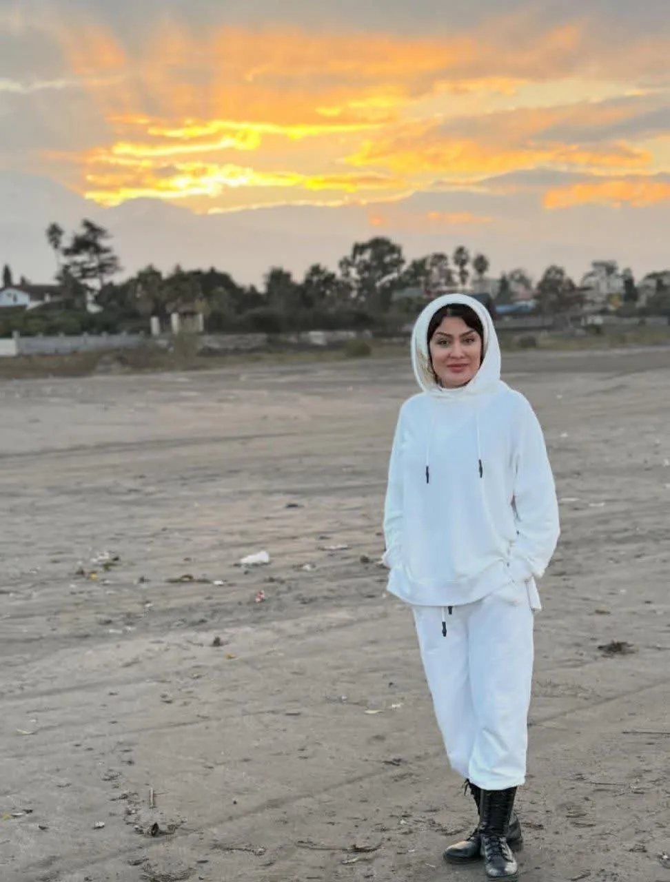 بیوگرافی زهرا جهرمی بازیگر نقش «طلا» در سریال «سوجان» دکتر زهرا جهرمی بازیگر