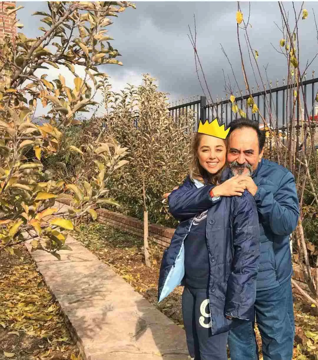 بیوگرافی سارا همتی بازیگر نقش «پرستو» در سریال «قرعه» سارا همتی و پدرش
