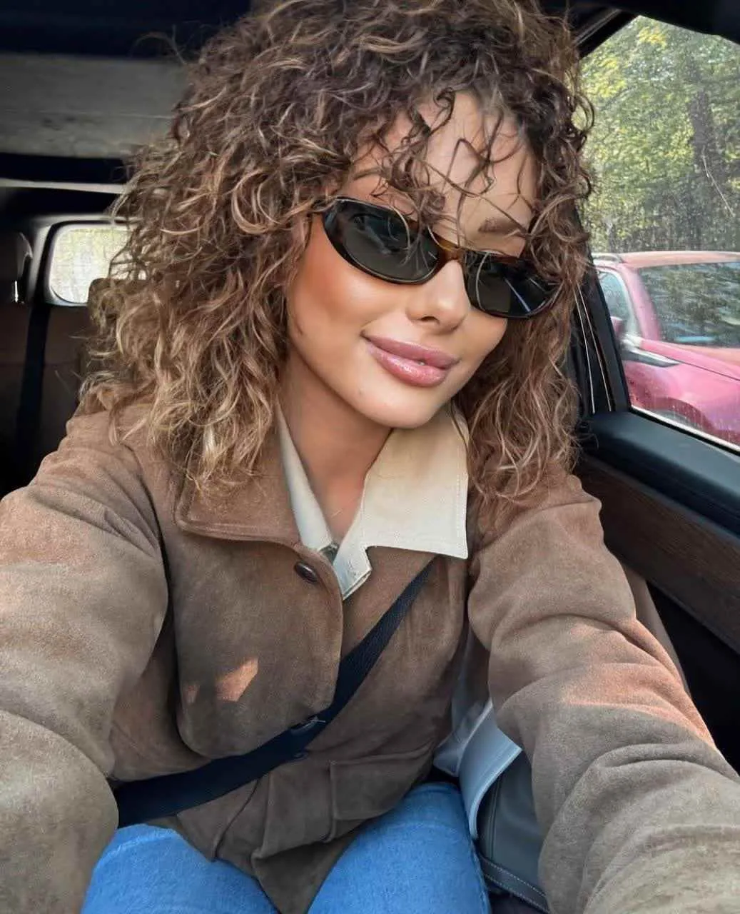 بیوگرافی سمر دادگر همسر اوزجان دنیز بازیگر ترک سمر دادگر طراح مد ایرانی