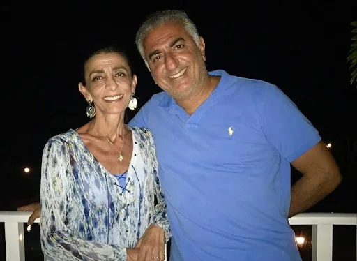 بیوگرافی فرحناز پهلوی دختر محمدرضا پهلوی فرحناز پهلوی در کنار برادرش رضا پهلوی