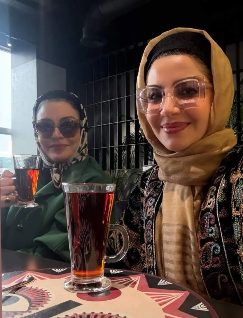 بیوگرافی ملیکا زارعی؛ بازیگر نقش معصومه در سریال «متهم گریخت» مریلا و ملیکا زارعی