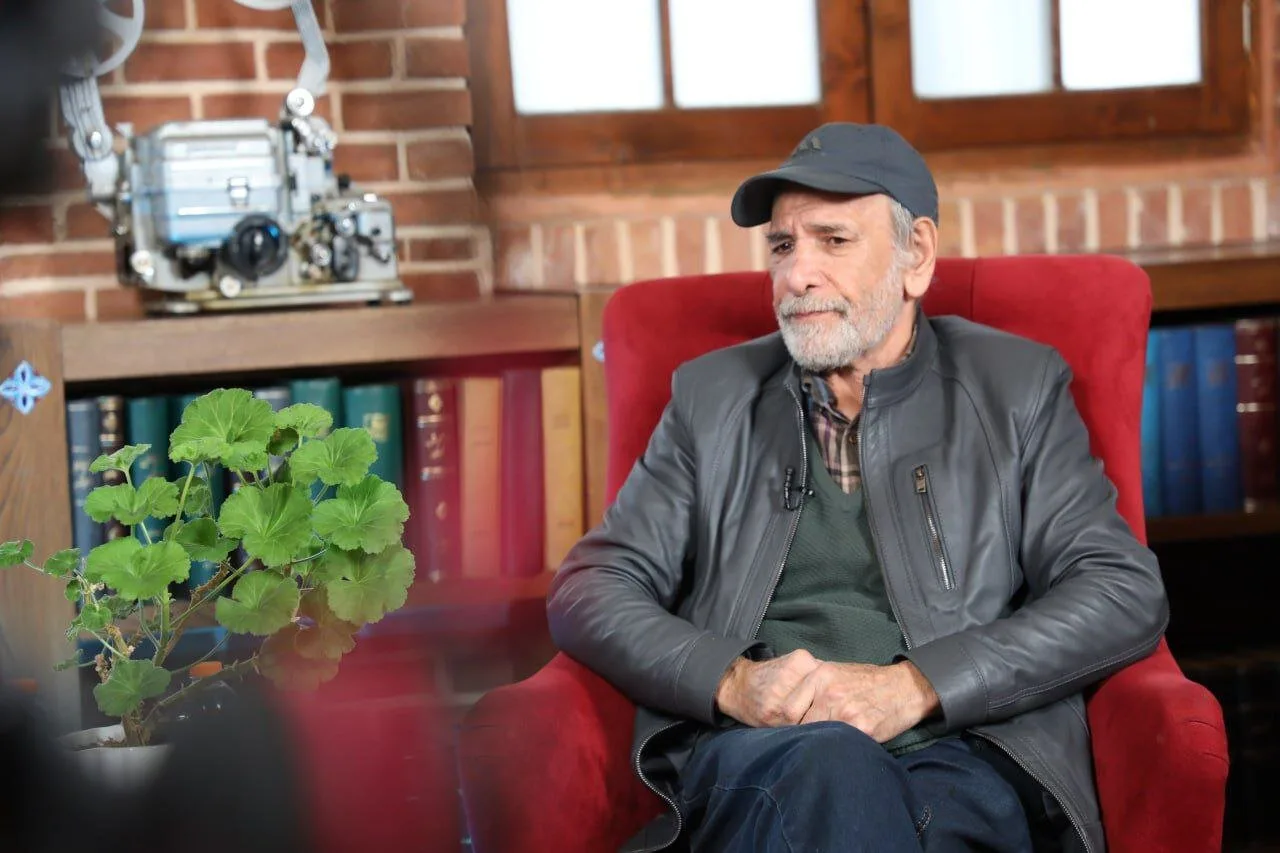 بازیگران سریال صنوبر (۱۳۸۰) ساخته مجتبی راعی + موضوع سریال حسین محجوب