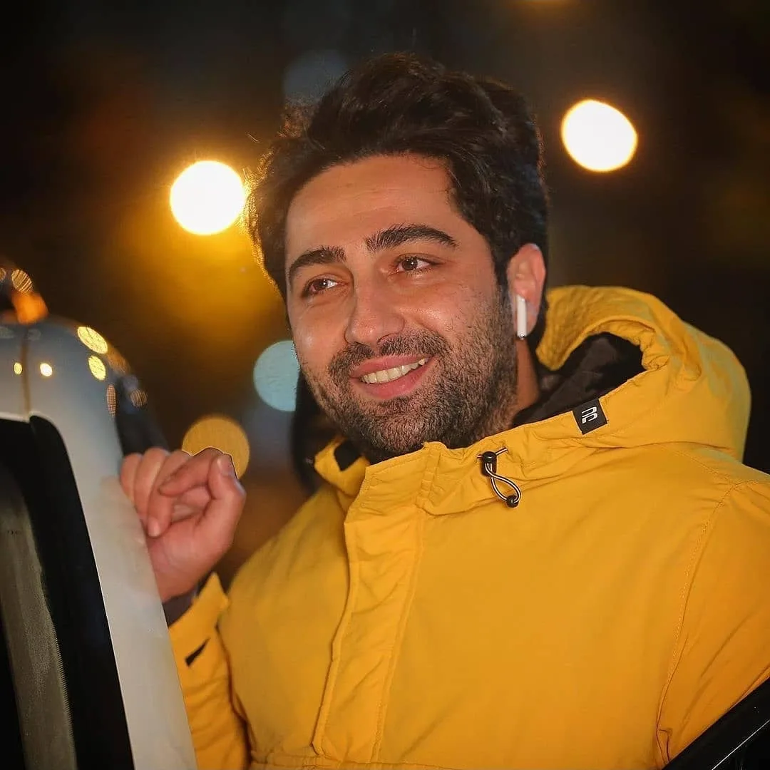 بیوگرافی علی سخنگو بازیگر نقش پارسا در سریال دلدادگان بیوگرافی علی سخنگو بازیگر نقش پارسا در سریال دلدادگان