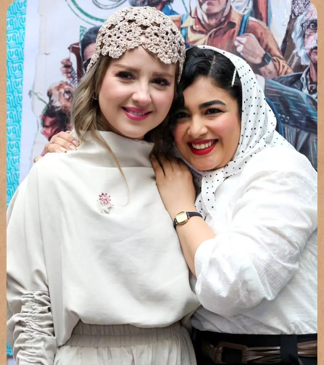بازیگران سریال کلینیک رویا با همسرانشان در اکران مردمی + فیلم و عکس بازیگران سریال کلینیک رویا با همسرانشان در اکران مردمی + فیلم و عکس